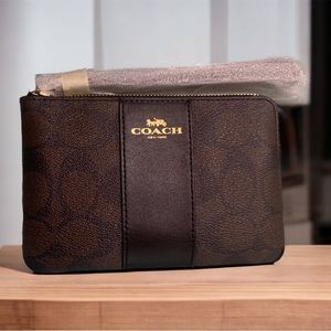 NEW Coach wristlet